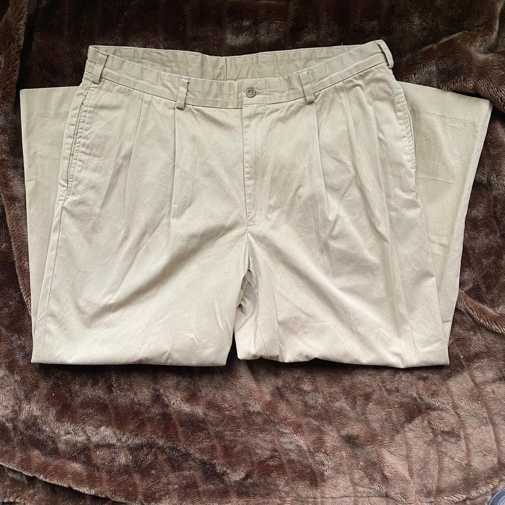 Bills Khakis M2P Chino Pants Mens 40 Khaki Excellent Pleated Cotton Made in USA